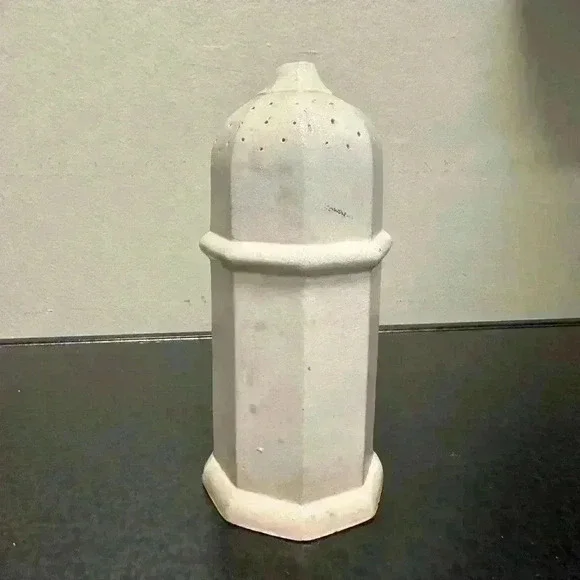 Stoneware Pottery Sugar Shaker - Picture 5 of 5